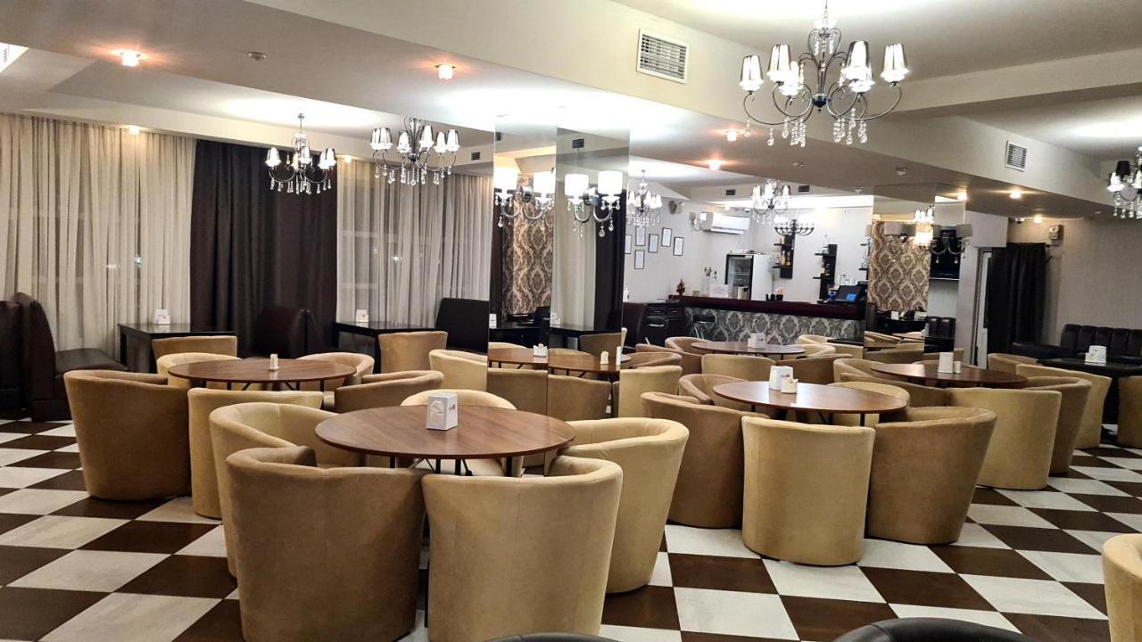Congress Hotel Verhovina Petropavlovskaya Borshchagovka Екстериор снимка