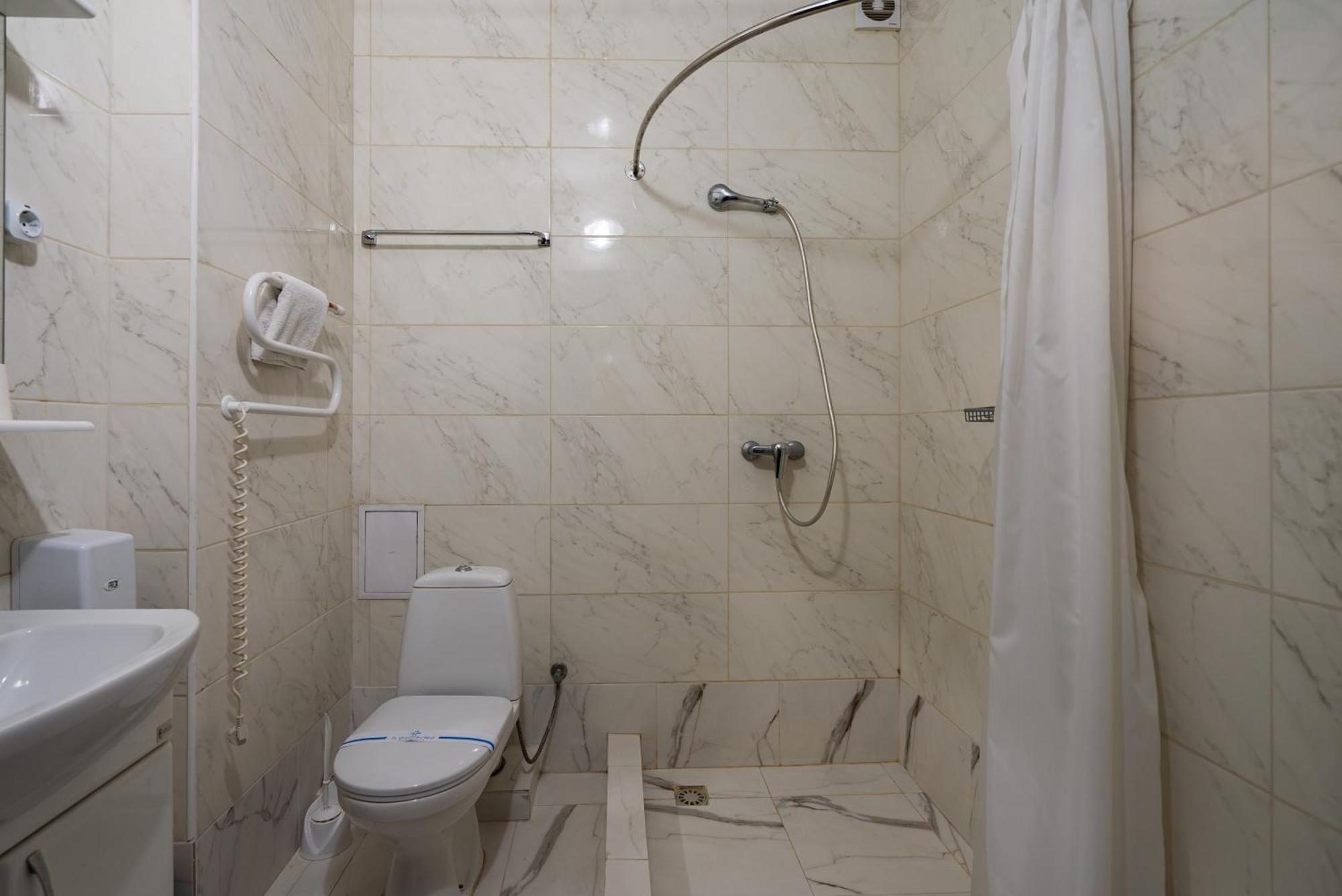 Congress Hotel Verhovina Petropavlovskaya Borshchagovka Екстериор снимка