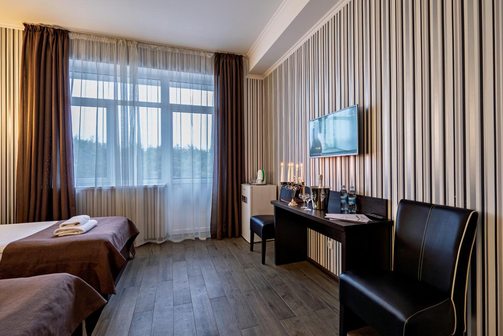 Congress Hotel Verhovina Petropavlovskaya Borshchagovka Екстериор снимка