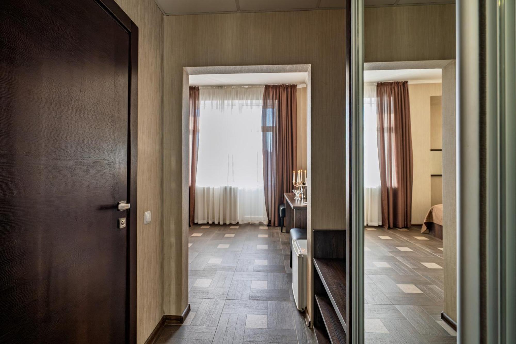Congress Hotel Verhovina Petropavlovskaya Borshchagovka Екстериор снимка