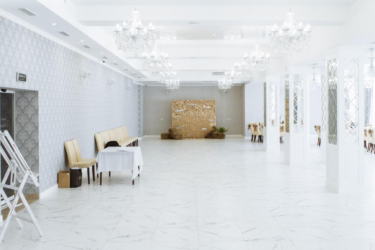 Congress Hotel Verhovina Petropavlovskaya Borshchagovka Екстериор снимка