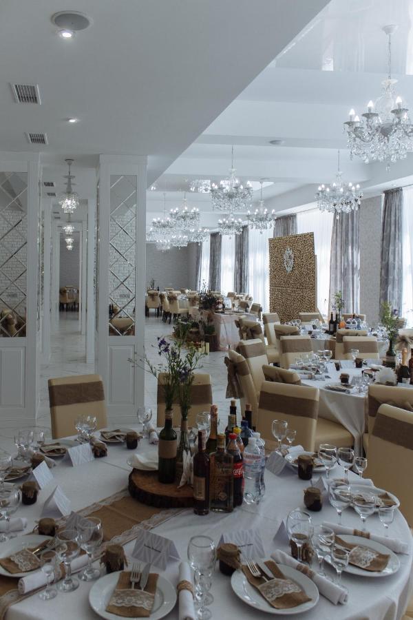 Congress Hotel Verhovina Petropavlovskaya Borshchagovka Екстериор снимка