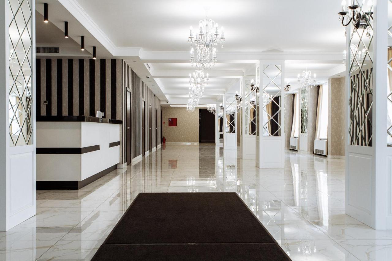 Congress Hotel Verhovina Petropavlovskaya Borshchagovka Екстериор снимка